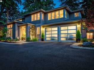 17432 Kelok Rd, Lake Oswego, OR 97034