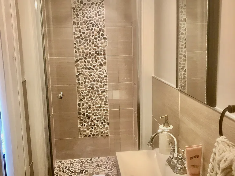 4624 Regent St — Photo 11
