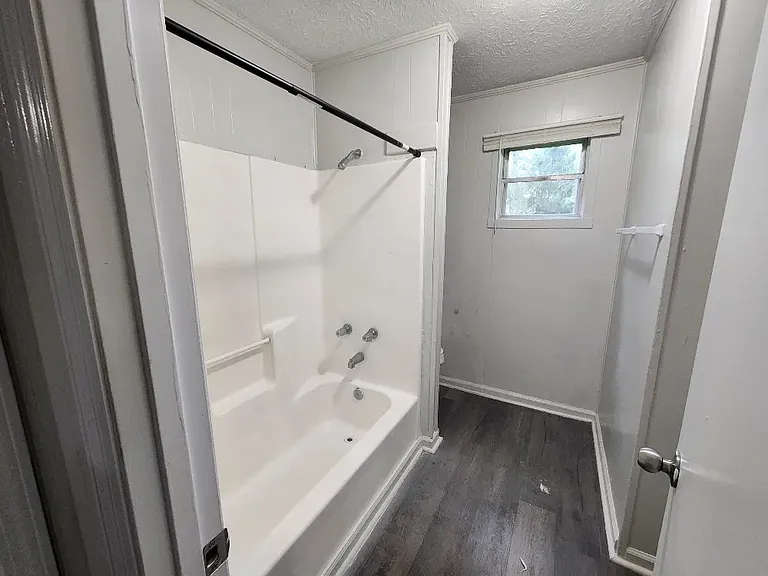 506 Romine Ct — Photo 10