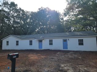 5512 Woodland Ln, Milton, FL 32583