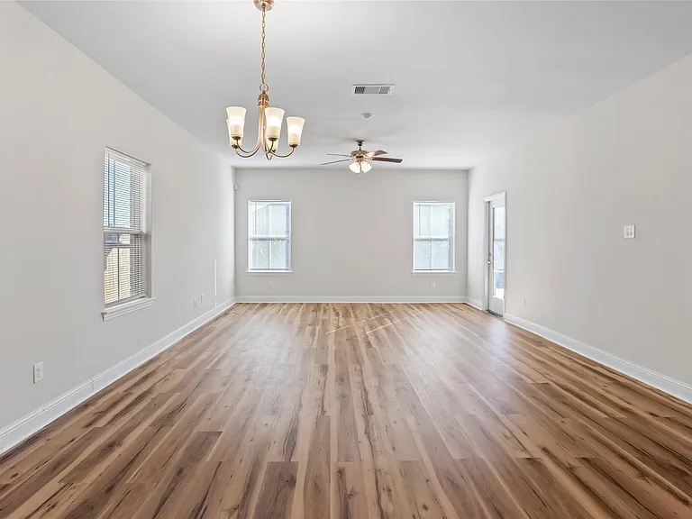 4203 W Bayou Maison Cir — Photo 5