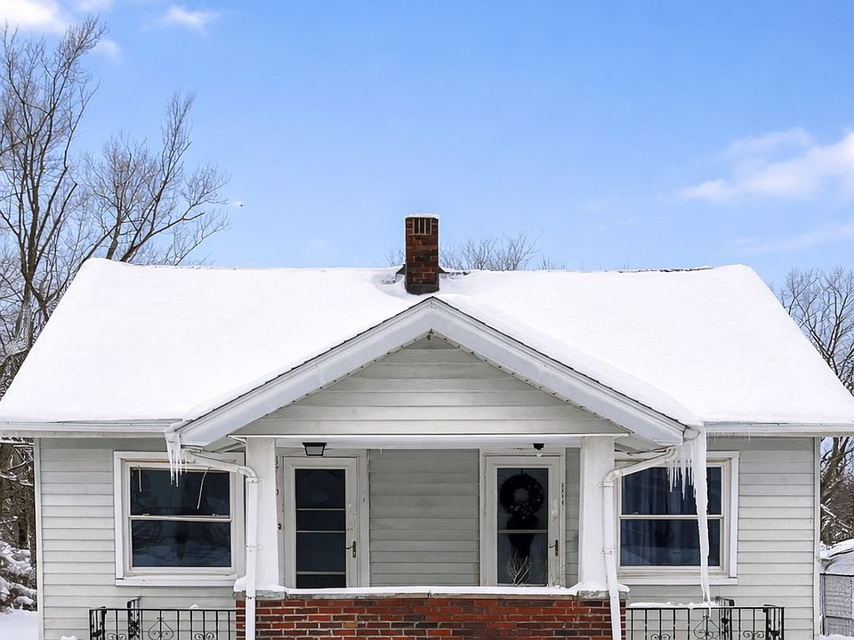 1st image of 3716 Milford Ave #3716