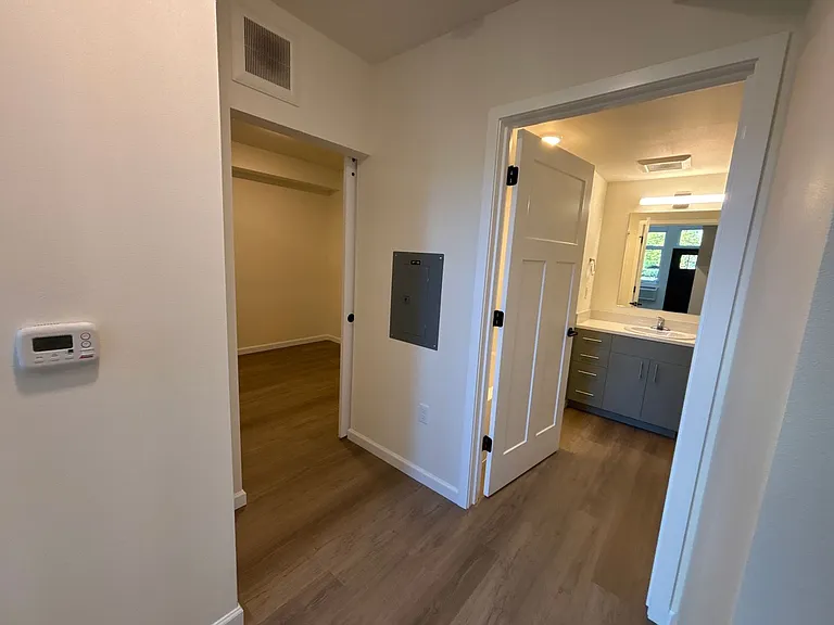 401 UNION — Photo 190