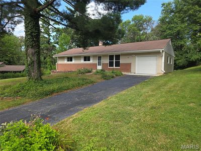 26 Branford Dr, Saint Louis, MO, 63132
