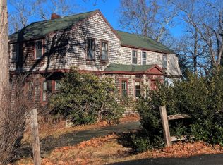 19 Marshfield St, Gloucester, MA 01930