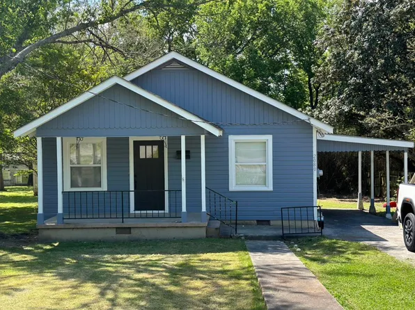 2080 Highland Rd, Batesville, AR 72501