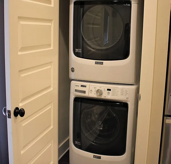 Copper Chase Luxury Apartments — Photo 7
