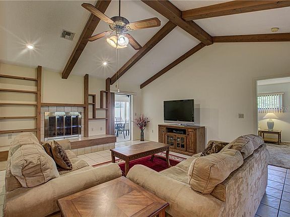 3rd image of 1253 Lucaya Ave