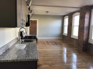 45 Myrtle St APT 3E, Manchester, NH 03104