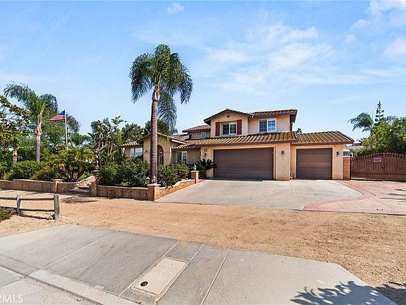 5th image of 954 Thoroughbred Ln