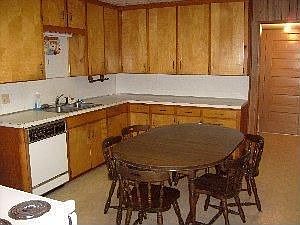 2nd image of 627 E Pine St