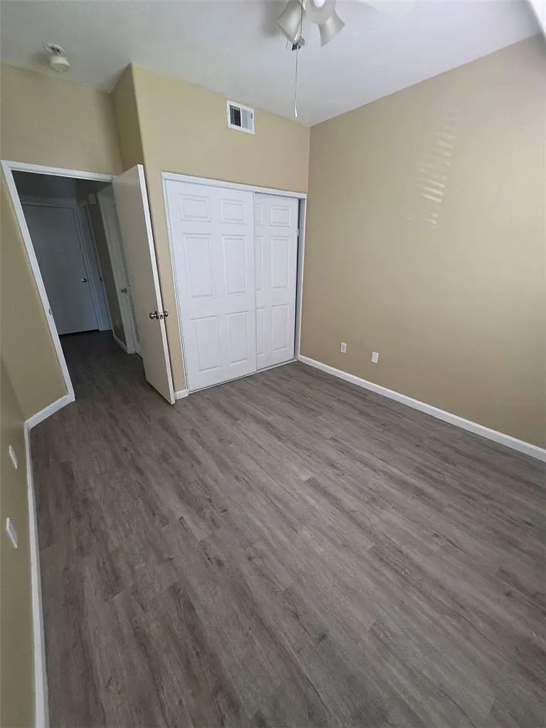 3 bed, 1459 sqft, $3,500 — Photo 4