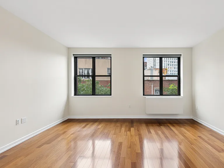 58 Metropolitan Ave #4J — Photo 1