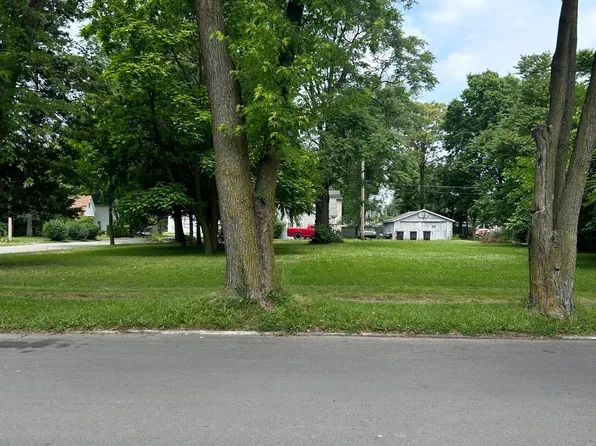 1234 Burgess St, Fort Wayne, IN 46808