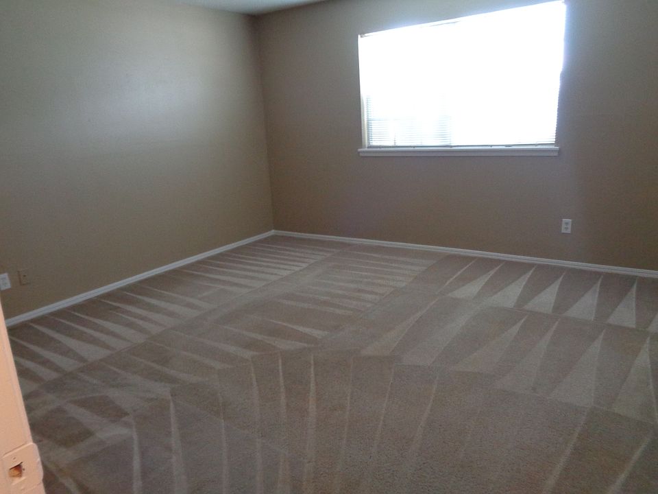 BIG BEDROOM