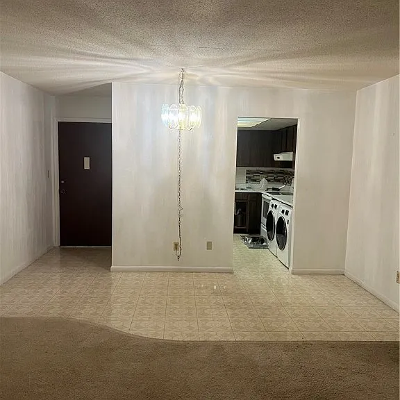 198 Joel Blvd #6 — Photo 8