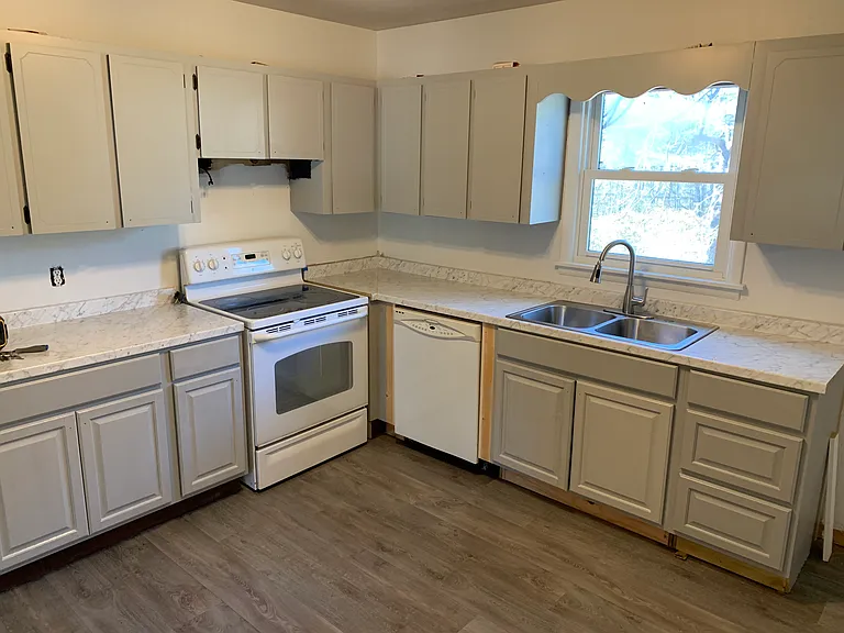 5103 Jarrett Rd — Photo 11