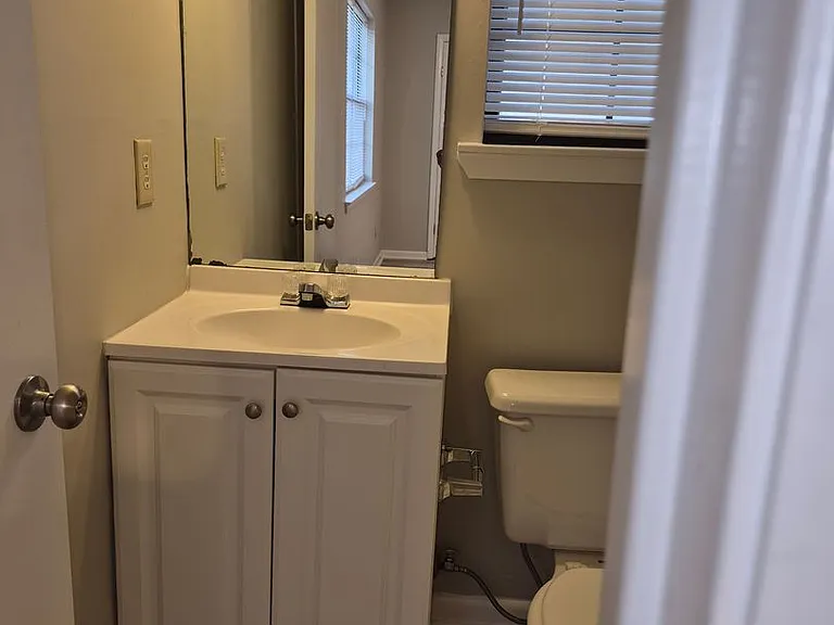 242 Garden Cir — Photo 16