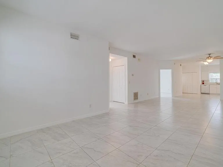 5612 Rose Garden Rd #104 — Photo 1