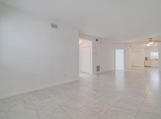 5612 Rose Garden Rd APT 104, Cape Coral, FL 33914