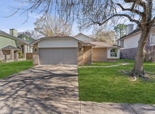 13838 Dentwood Dr, Houston, TX 77014