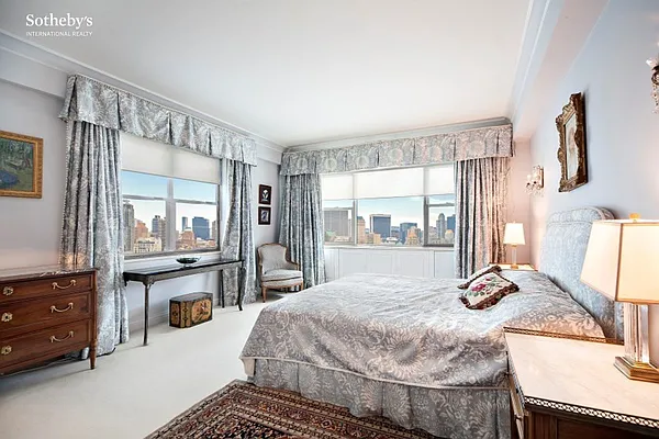 Sold by Sotheby's International Realty | media 7