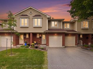 304 Valade Cres, Ottawa, ON K4A 2X3