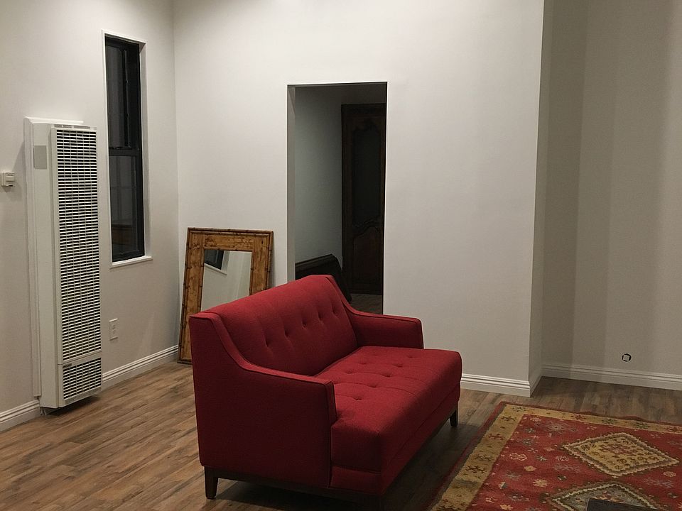 Guesthouse living room