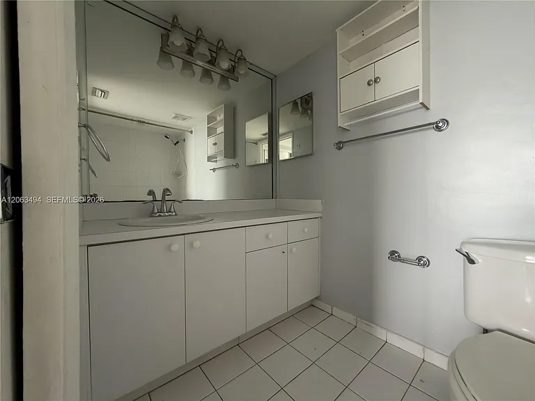 8231 NW 8th St #2-504 — Photo 23
