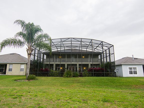 4th image of 15126 Spinnaker Cove Ln