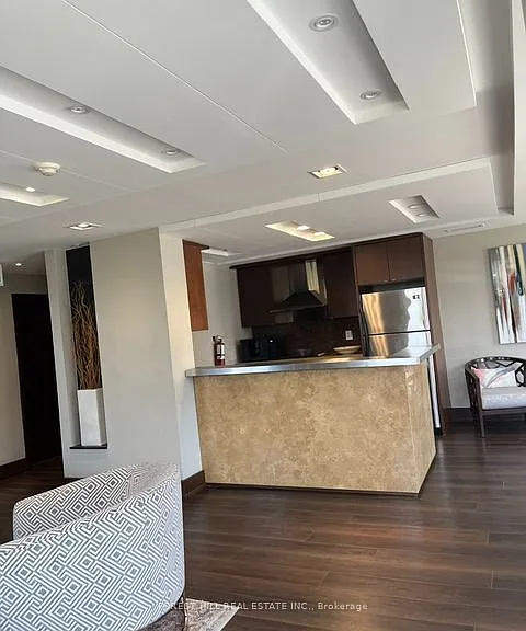 1430 Yonge St #203 — Photo 21