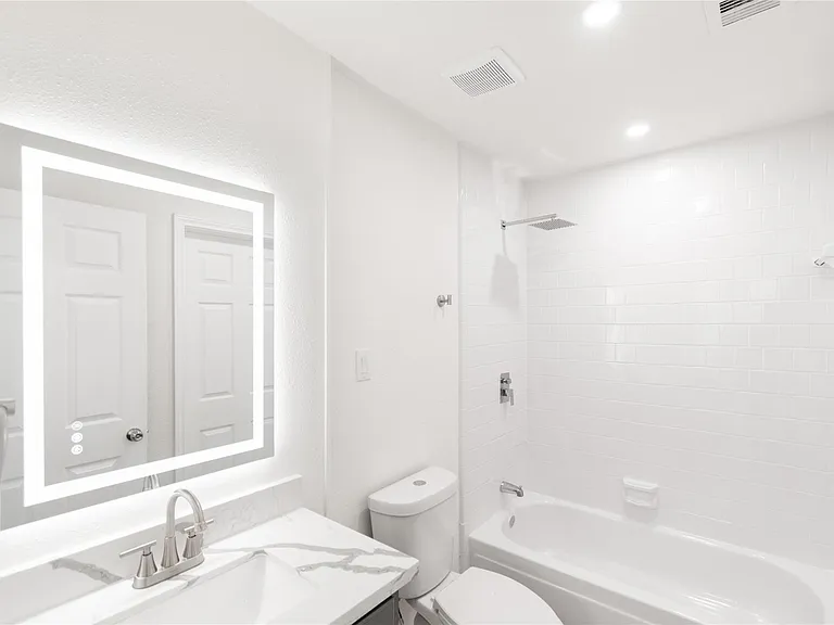 15707 Amapola Dr — Photo 24