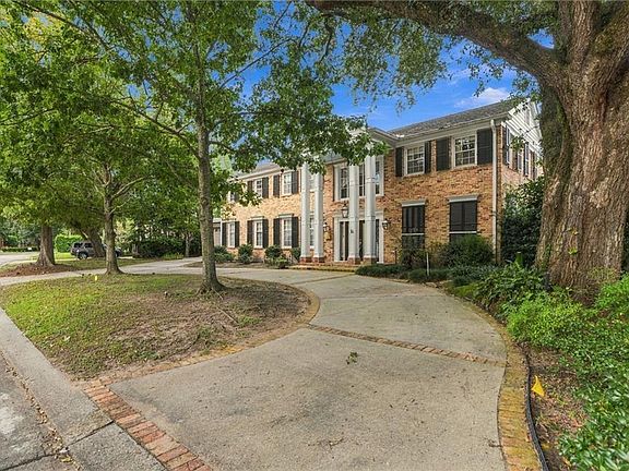 4th image of 14 Colony Rd
