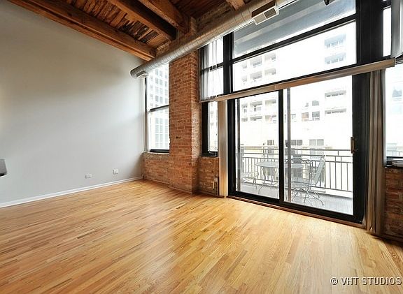 2nd image of 521 W Superior St #533