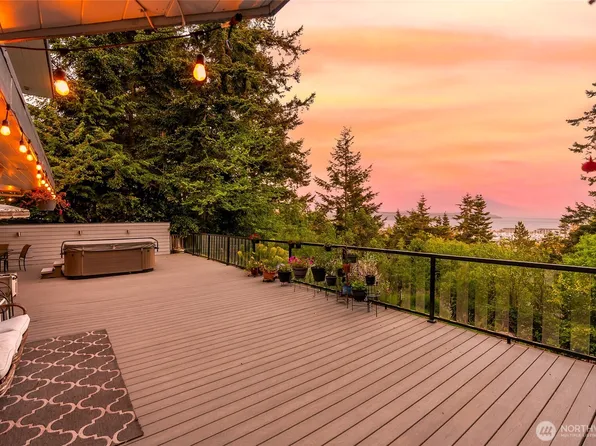 5408 Sunset Avenue, Anacortes, WA 98221