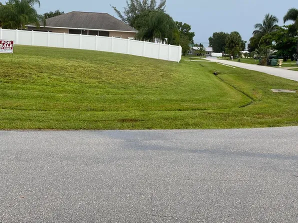 2438 SW Sansom Lane, Port St Lucie, FL 34953