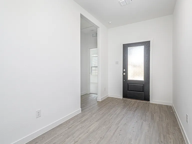 545 Mill Trace Way — Photo 4