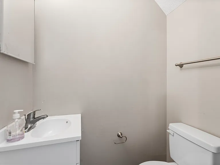 Chappell Townhomes — Photo 10