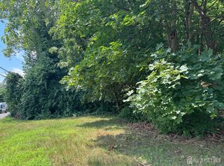22 Herman Dr, Spotswood, NJ