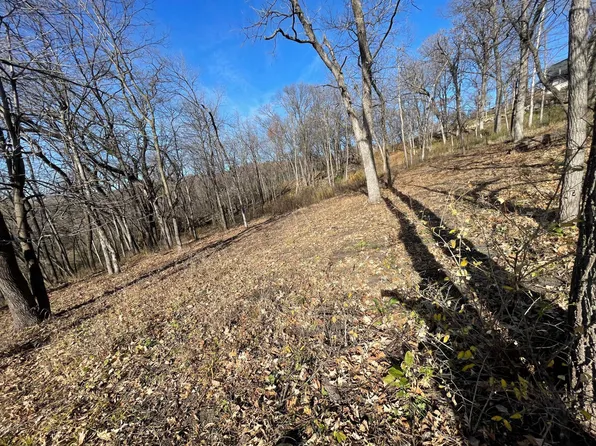 Riverview Rd, Eden Prairie, MN 55347