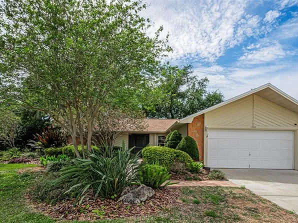 1700 Macdonnell Dr, Palm Harbor, FL 34684