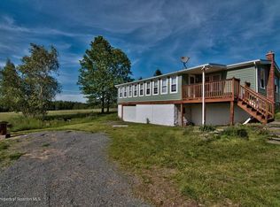 22 Sawmill Rd, Lake Ariel, PA 18436