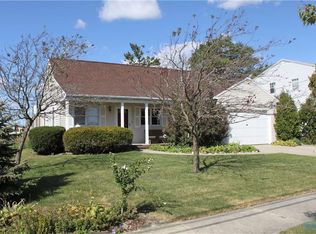 1044 Klotz Rd, Bowling Green, OH 43402