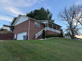 2902 Brights Pike, Morristown, TN 37814