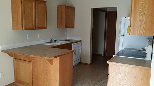 3rd image of 718 Violet Meadow St S #720