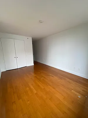 Rented by Park River | media 10