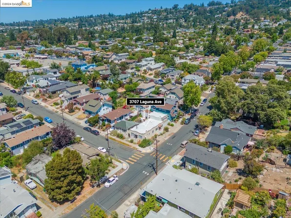 2568 Scenic Ave, Oakland, CA 94602