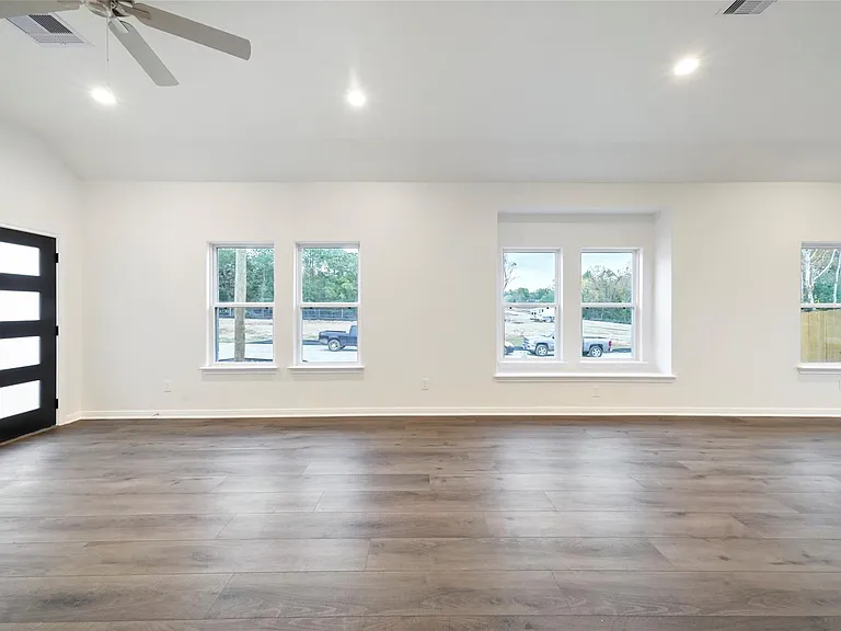 11703 Eclipse Dr — Photo 7