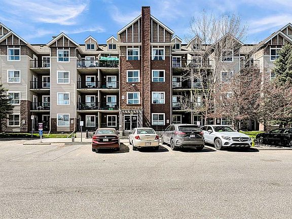2nd image of 73 E Erin Woods Ct SE #1103
