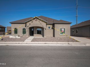320 Brud Holland Dr, Horizon City, TX 79928